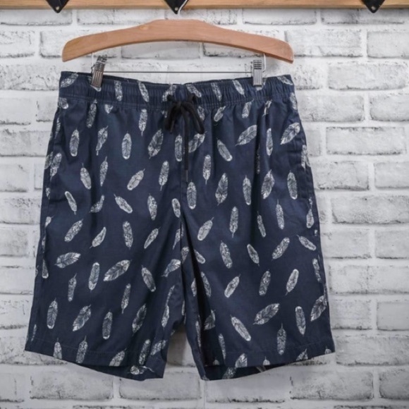 Goodthreads‎ Navy Blue Feather print Men’s swim trunks size M NWT - Picture 4 of 13